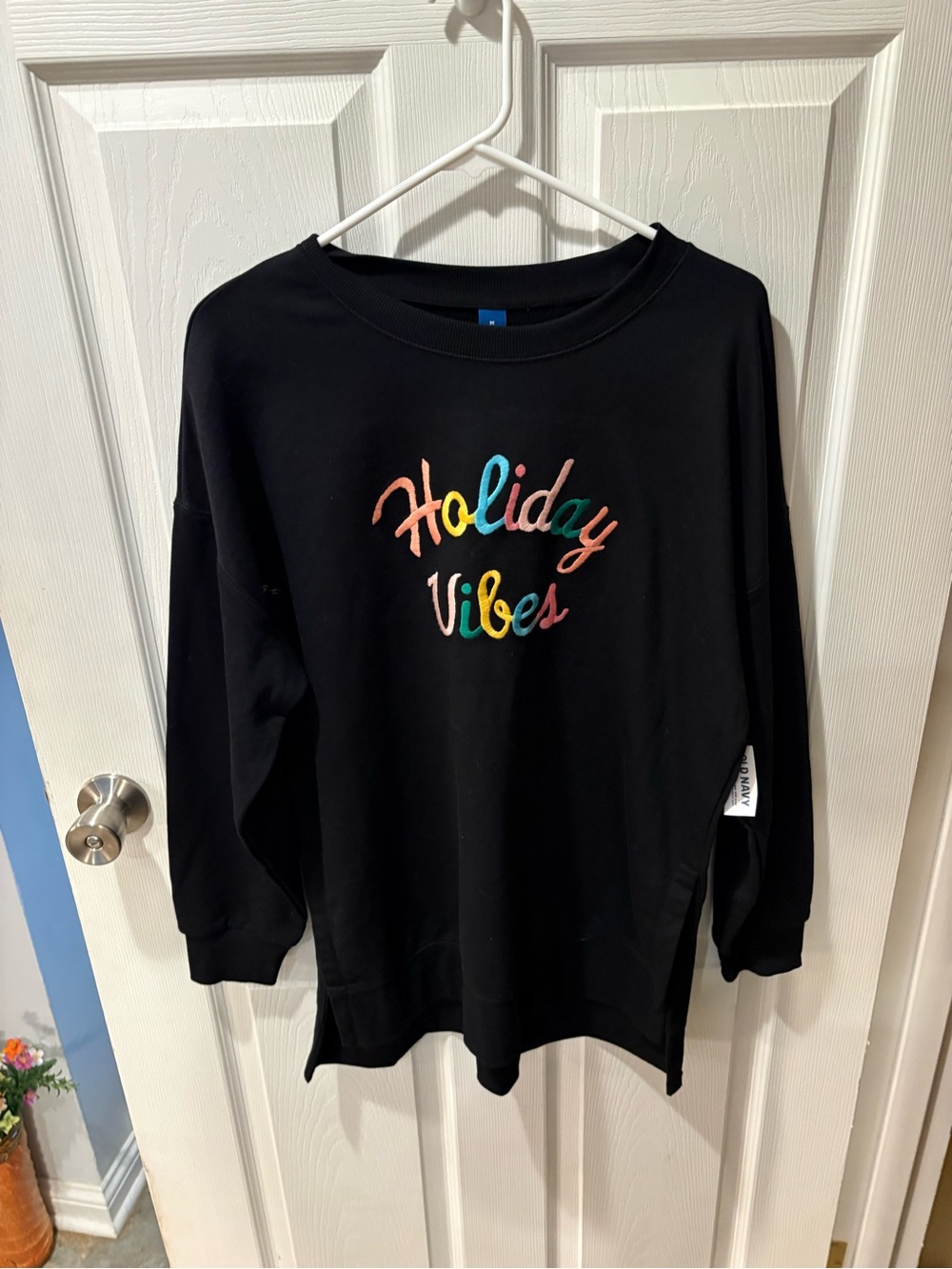 New Old Navy Holiday Vibes sweatshirt Medium